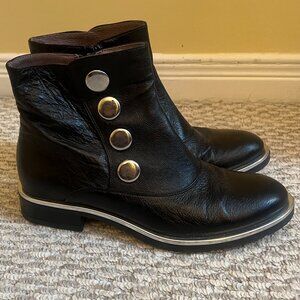 Le Bohémien Italian Handmade Old-Fashioned Leather Black Ankle Boots Size 38 EU
